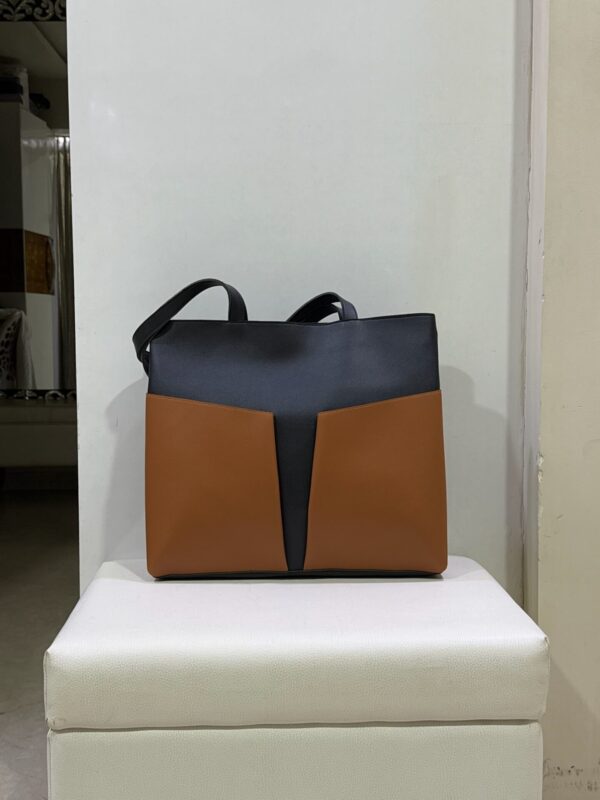 DUAL COMPARTMENT TOTE - Image 8