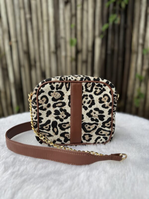 WILD VOGUE SLING