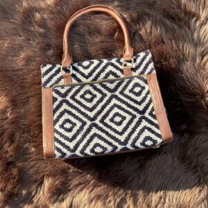 ON THE GO BAG