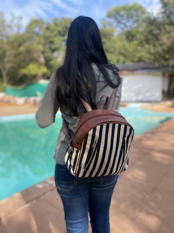 COMPACT BACKPACK - Image 4
