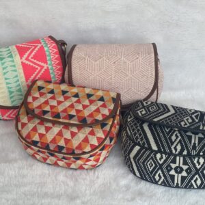 THREE COMPARTMENT SLING