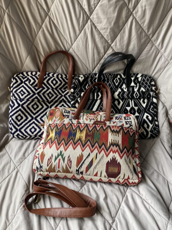 SLEEK LAPTOP BAG