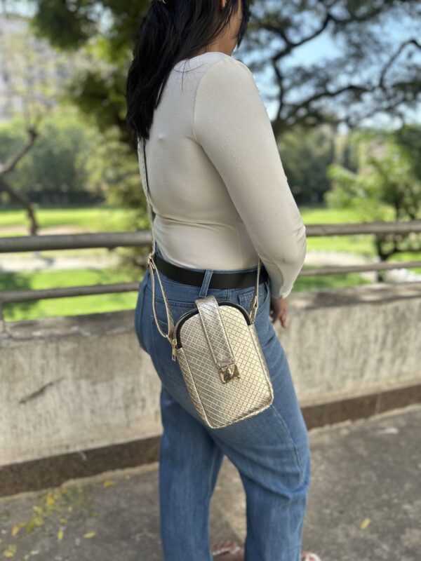 QUILTED MOBILE SLING - Image 4