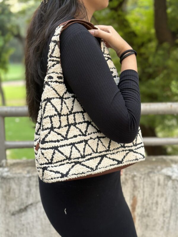 THREE COMPARTMENT SHOULDER BAG