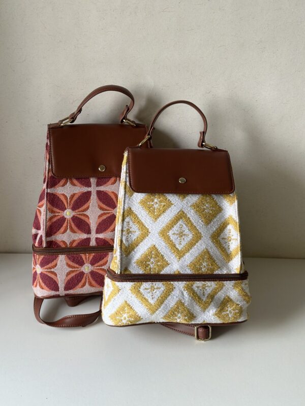 2-in-1 BACKPACK