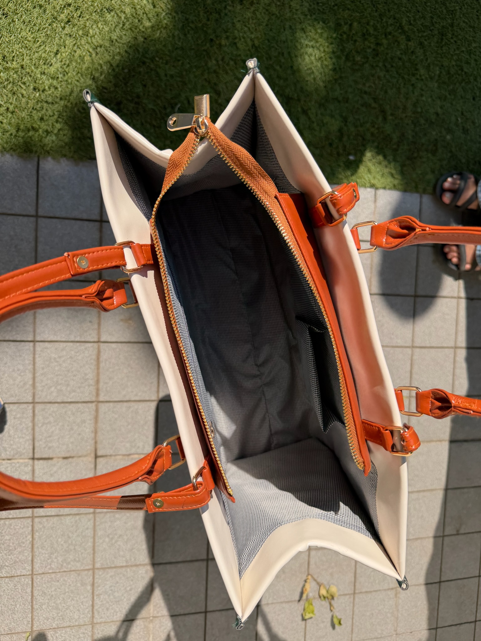 ELYSIAN TOTE - Image 2